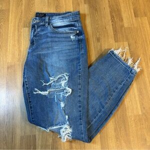 JUDY BLUE Boyfriend Fit Jeans Womens 9/29 Blue Distressed Destroyed Mid Rise